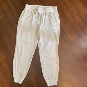 Old Navy Beige/Cream joggers sweatpants